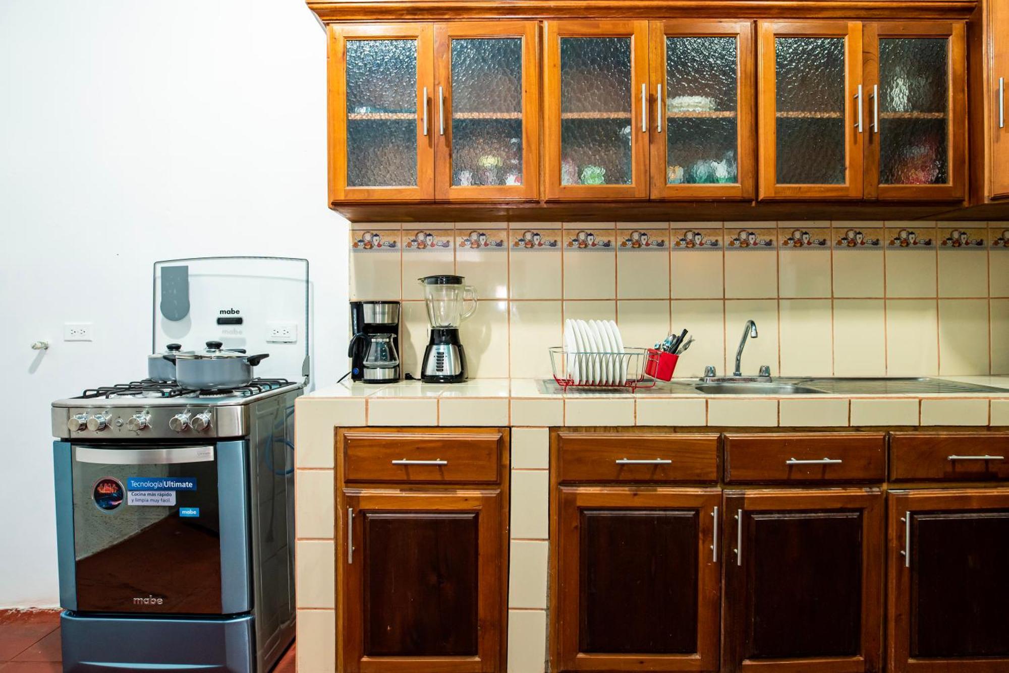 Hostal Victoria Granada Bagian luar foto